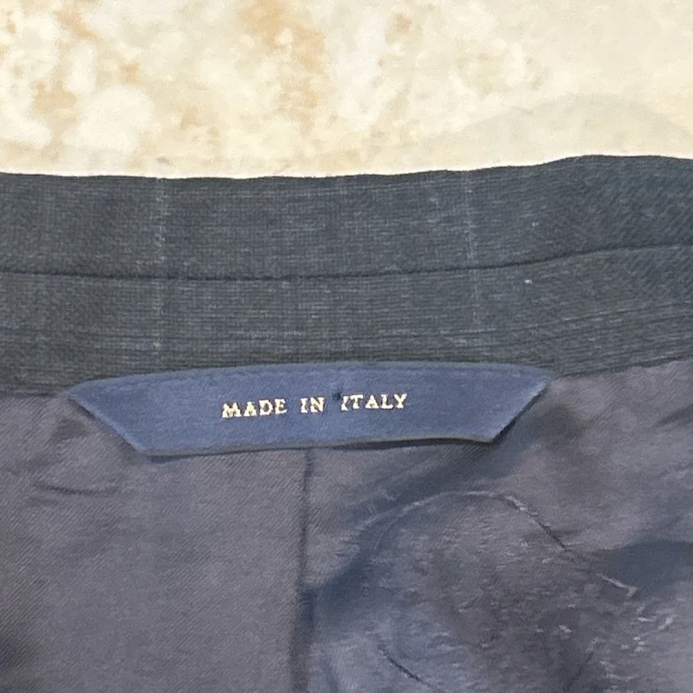 Brooks Brothers event sleeve